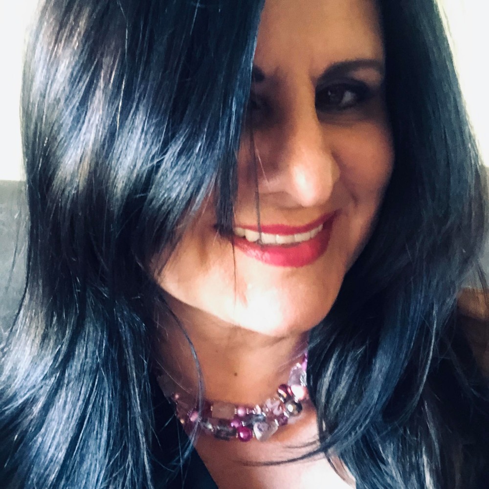 Meet your Posher, Irena